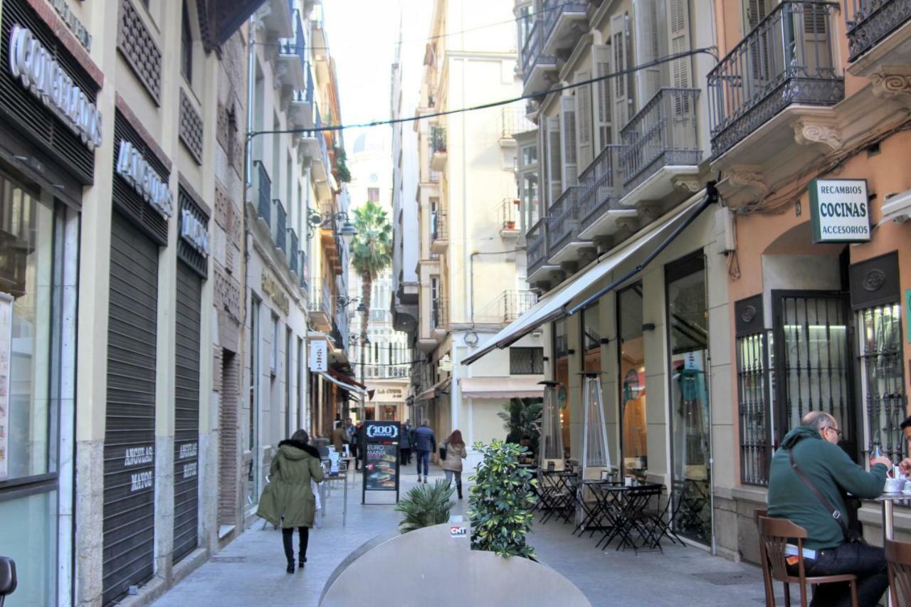 Homely Málaga Luxury Malaguese Exterior foto